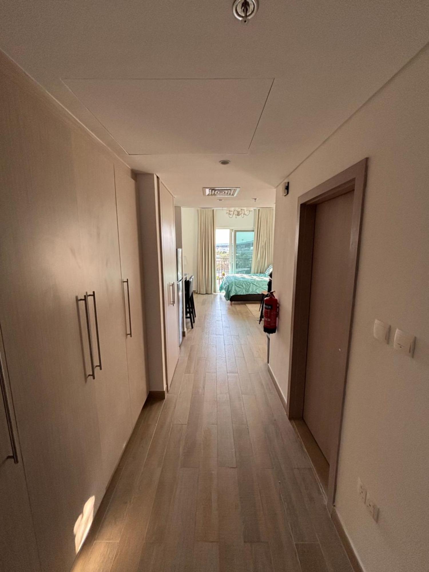 Serene In Yas Island 2 - Near Zayed International Airport Apartment *