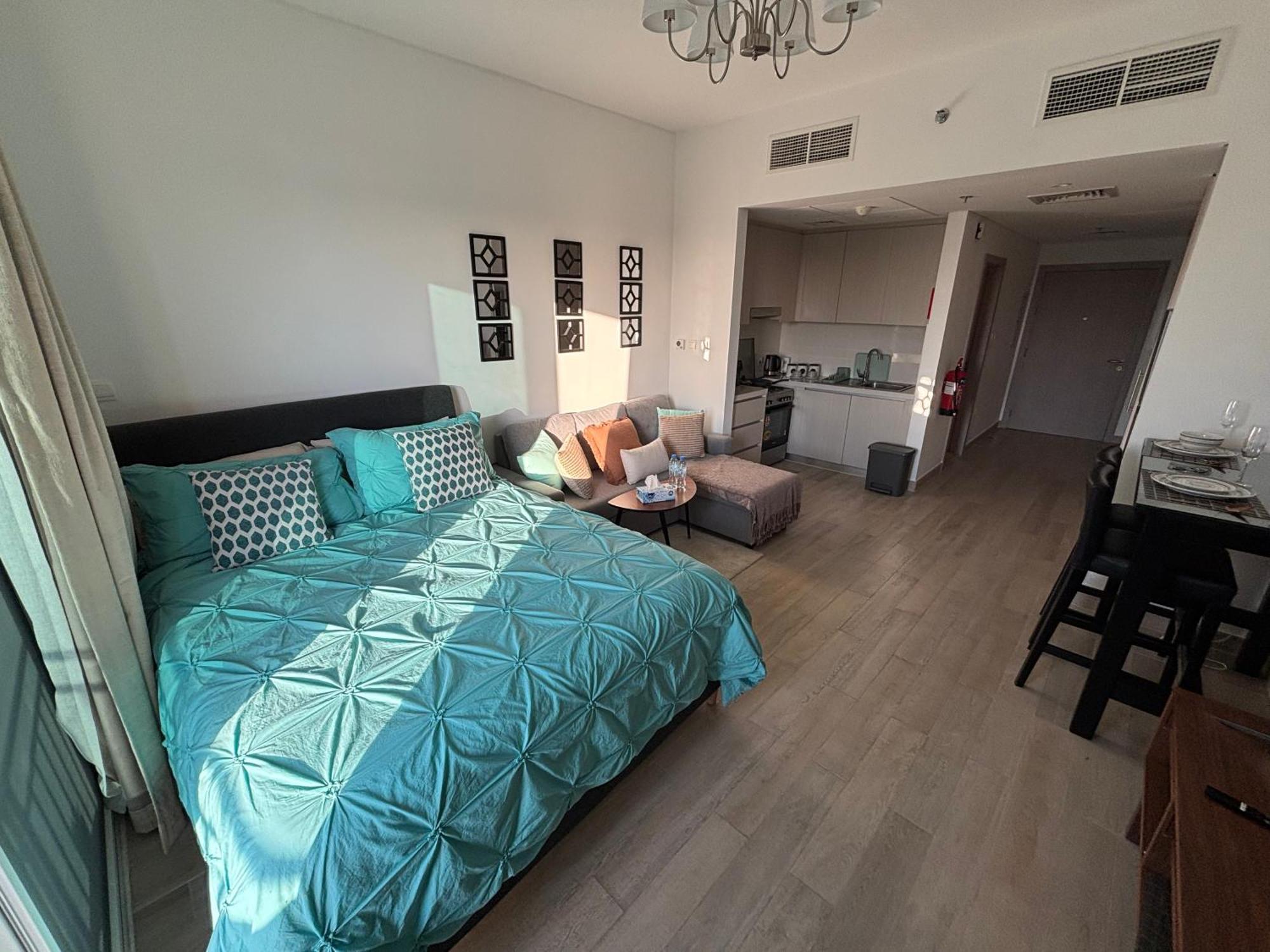Apartment Serene In Yas Island 2 - Near Zayed International Airport Abu Dhabi